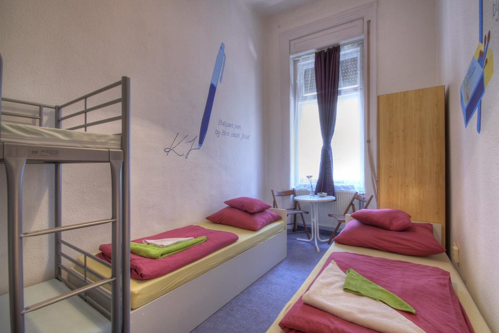 Opera Guesthouse Boedapest Kamer foto