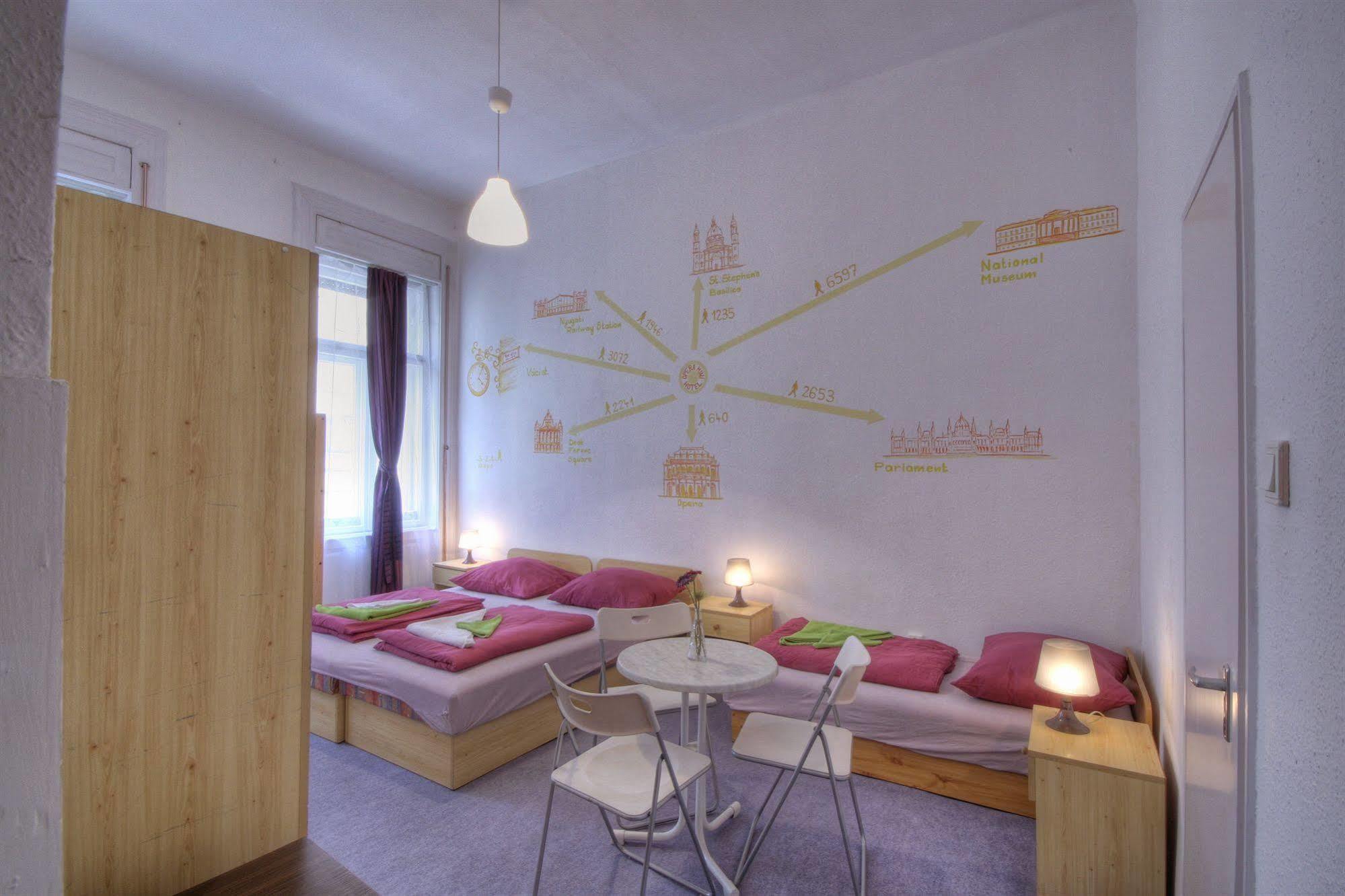 Opera Guesthouse Boedapest Buitenkant foto