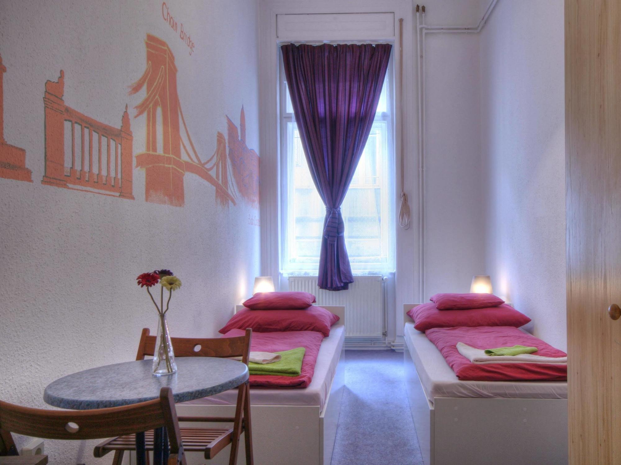 Opera Guesthouse Boedapest Buitenkant foto